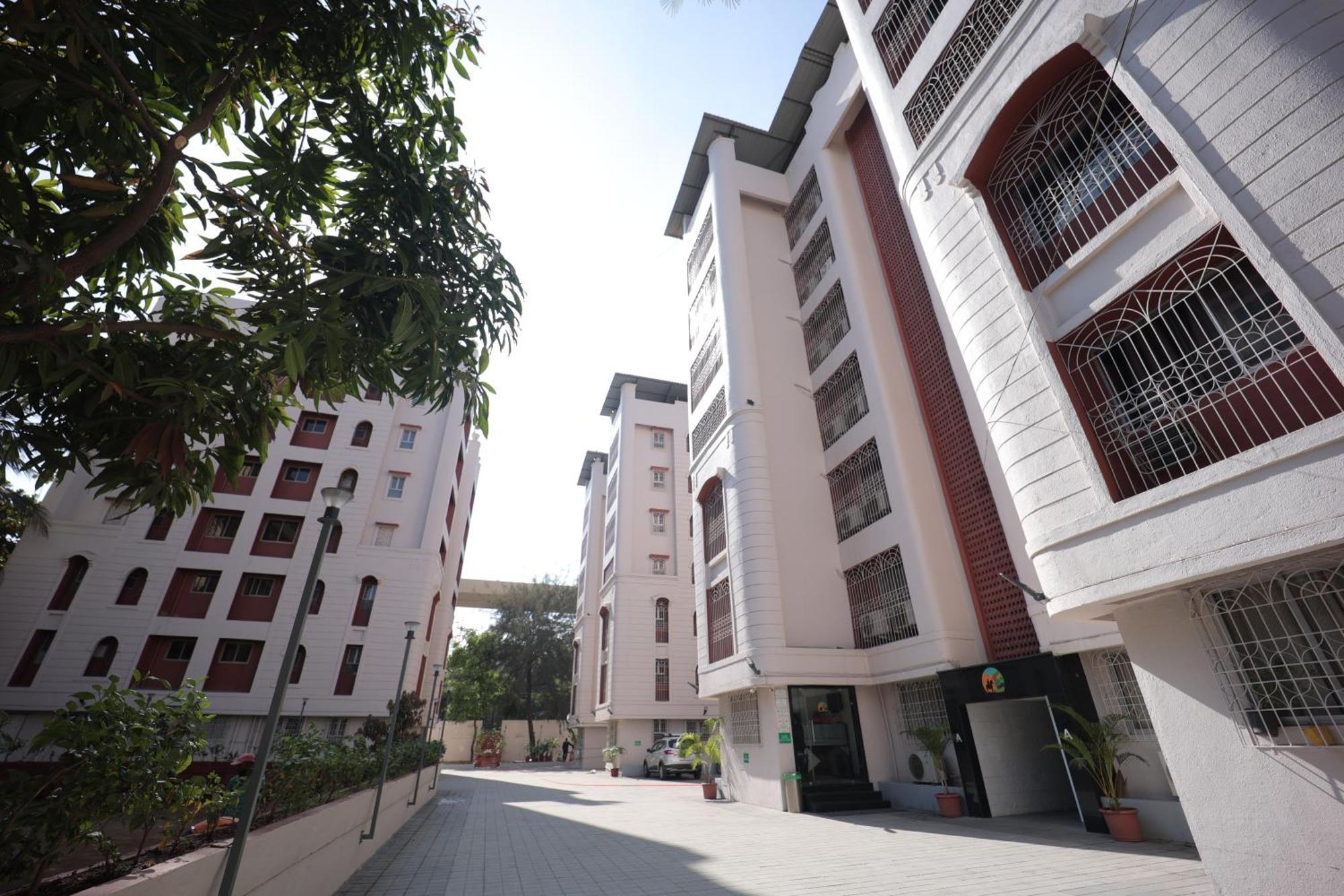 The Byke Studio Pure Veg Apartment, 塞恩 外观 照片
