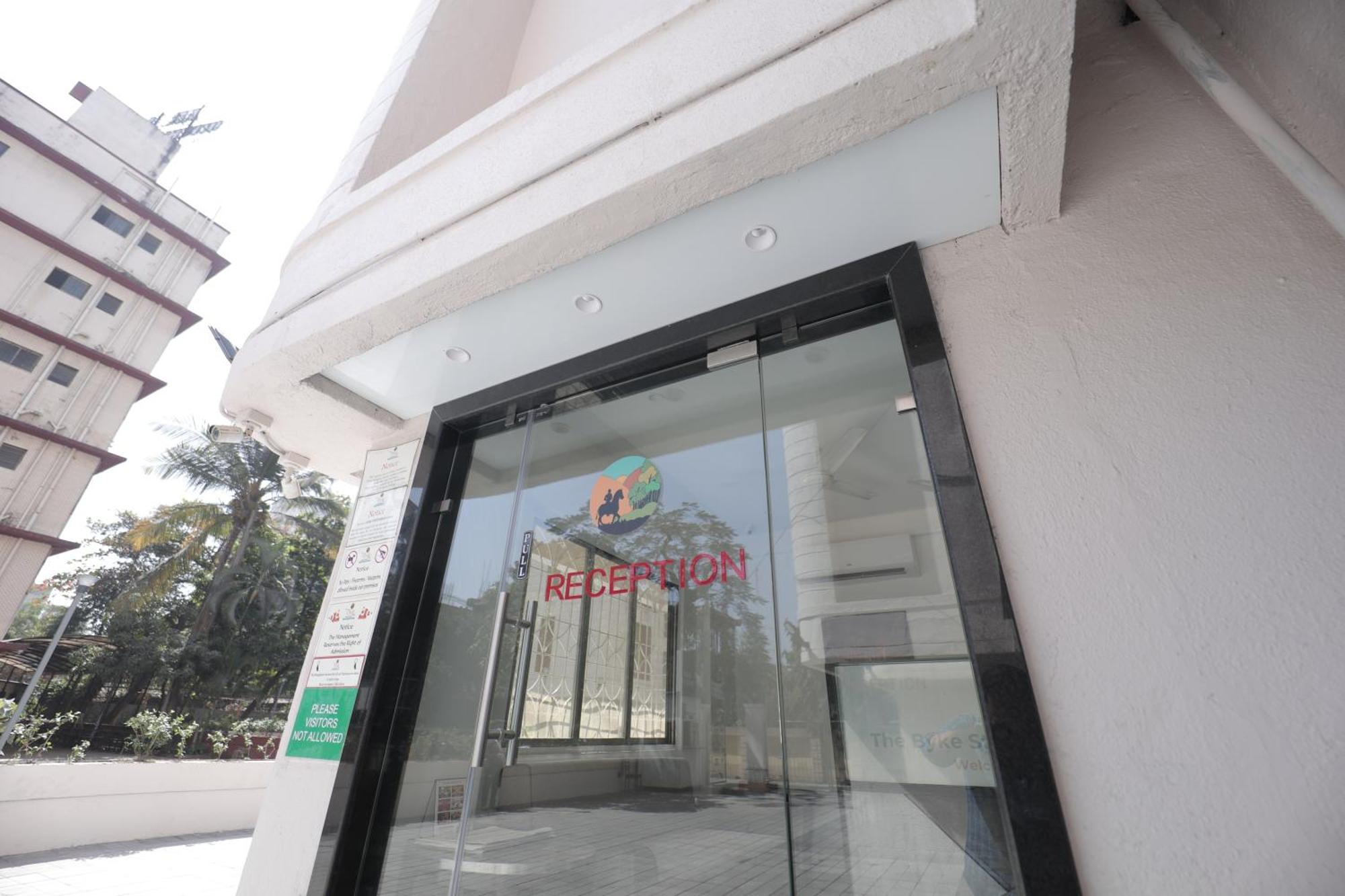 The Byke Studio Pure Veg Apartment, 塞恩 外观 照片